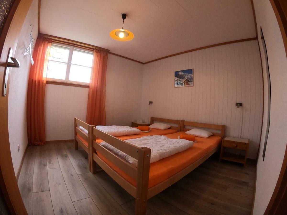 Downtown Lodge Hostel - Unique Simple Central Grindelwald Exterior photo